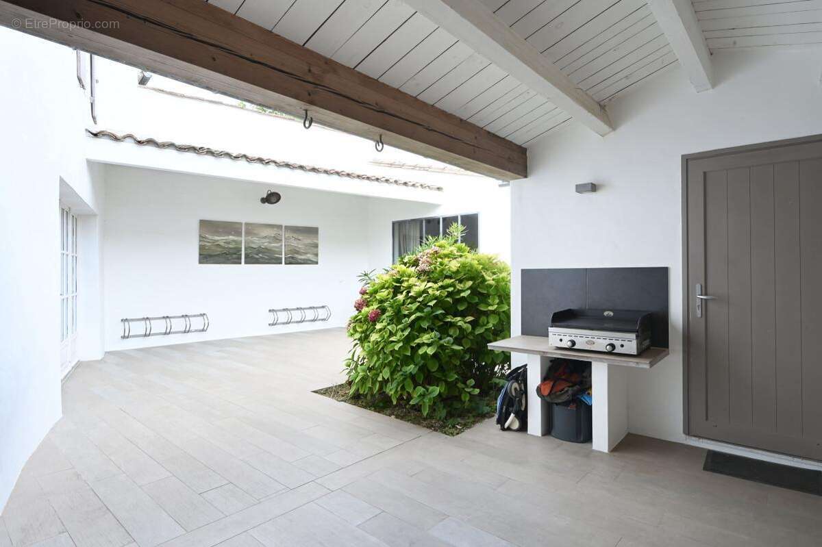 Maison à LE BOIS-PLAGE-EN-RE