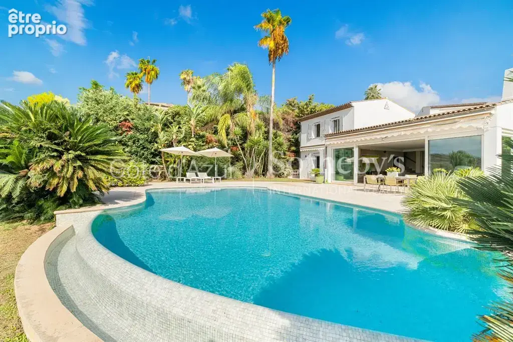 Maison à VILLENEUVE-LOUBET