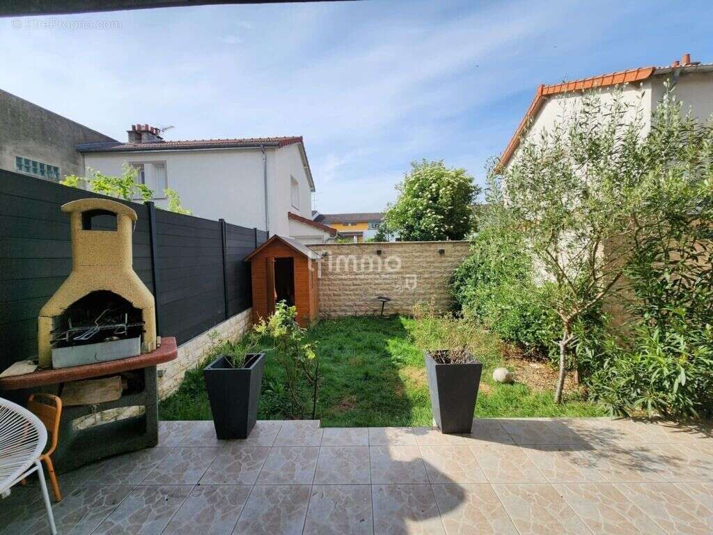 Maison à CHAMPIGNY-SUR-MARNE