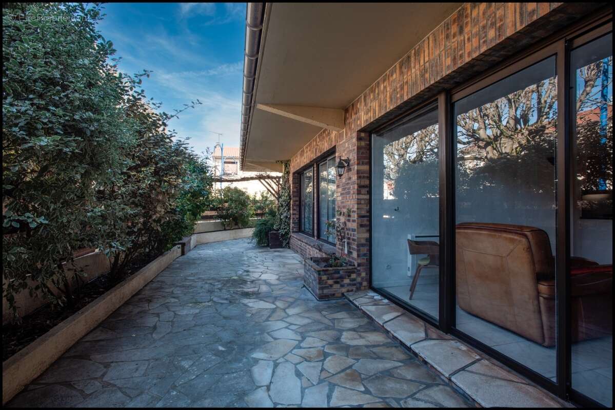Appartement à vendre 3 pièces CHOISY LE ROI (94) - photo 4