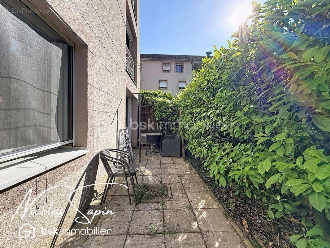Appartement T4 en rez-de-jardin avec garage - photo 12