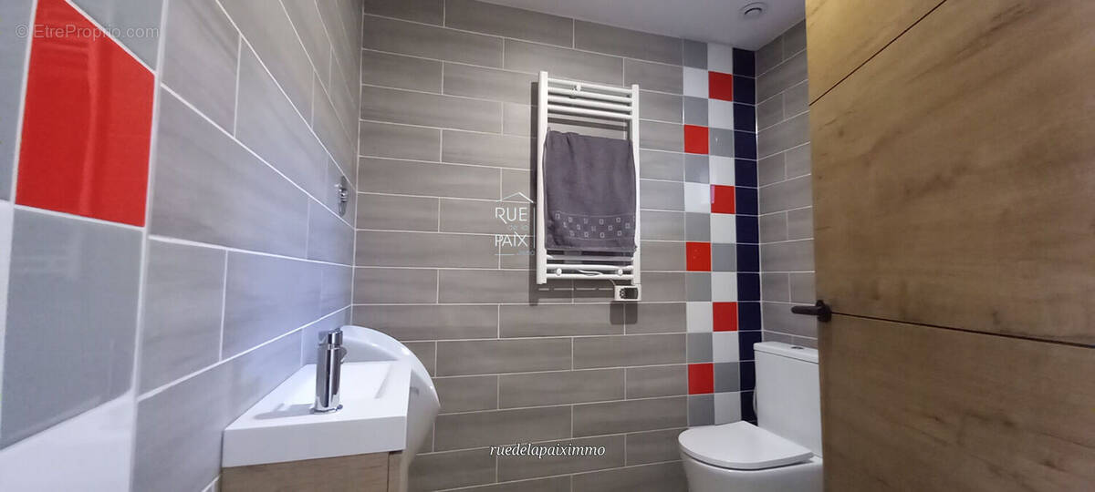 Maison à LENCLOITRE