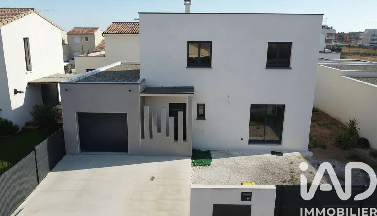 Photo 3 - Maison à SAUVIAN