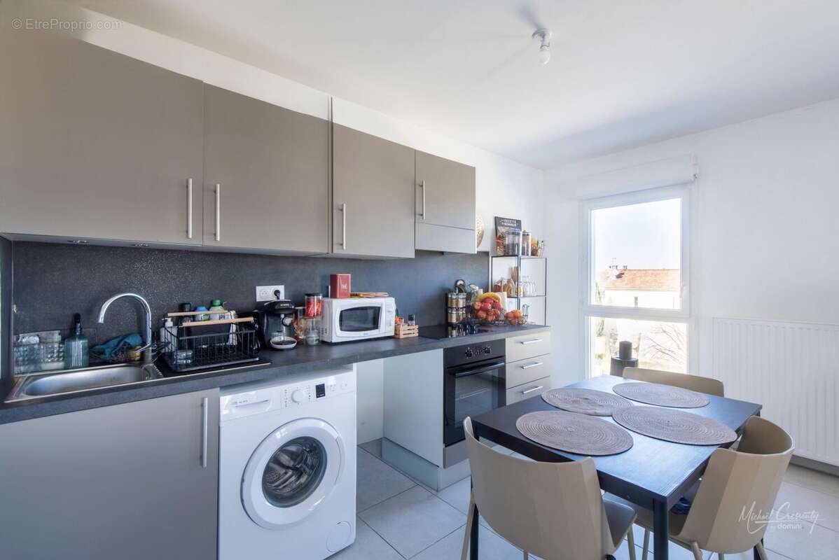 Coin cuisine  - Appartement à ARLES