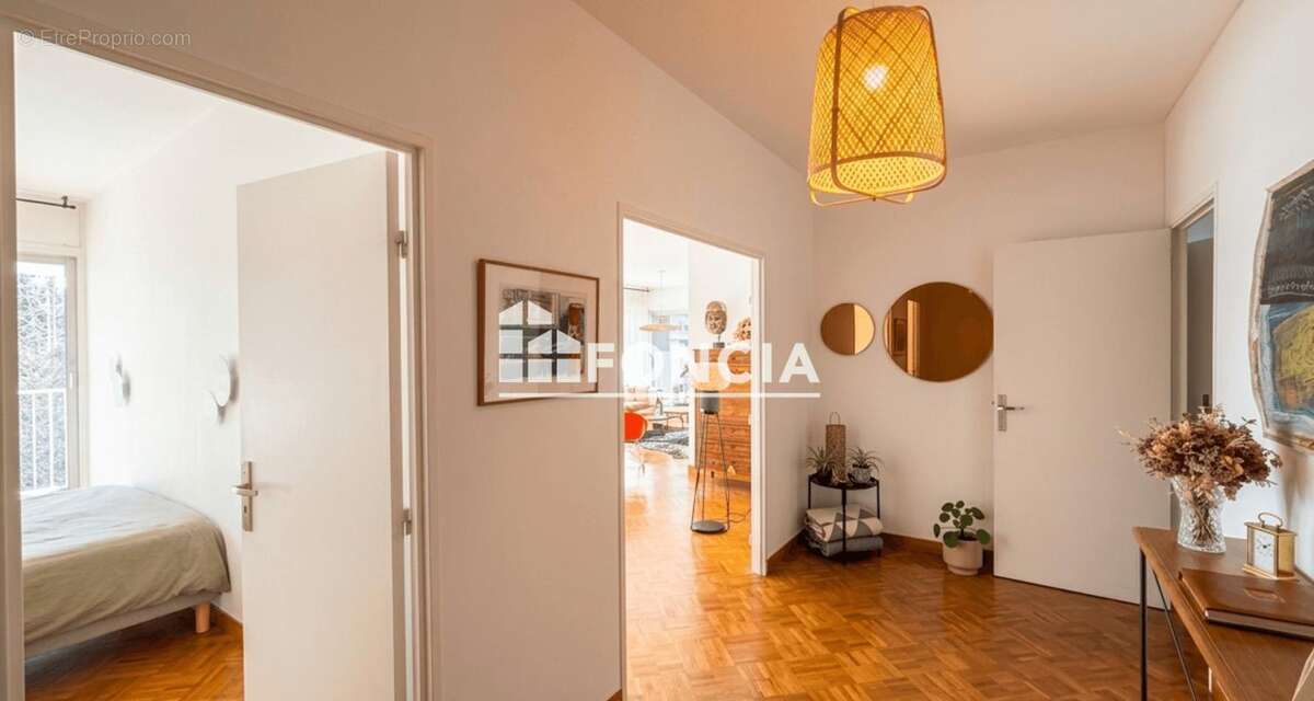 Appartement à MARSEILLE-8E