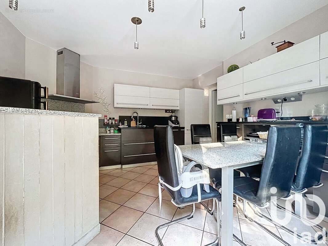 Photo 8 - Maison à BRIIS-SOUS-FORGES