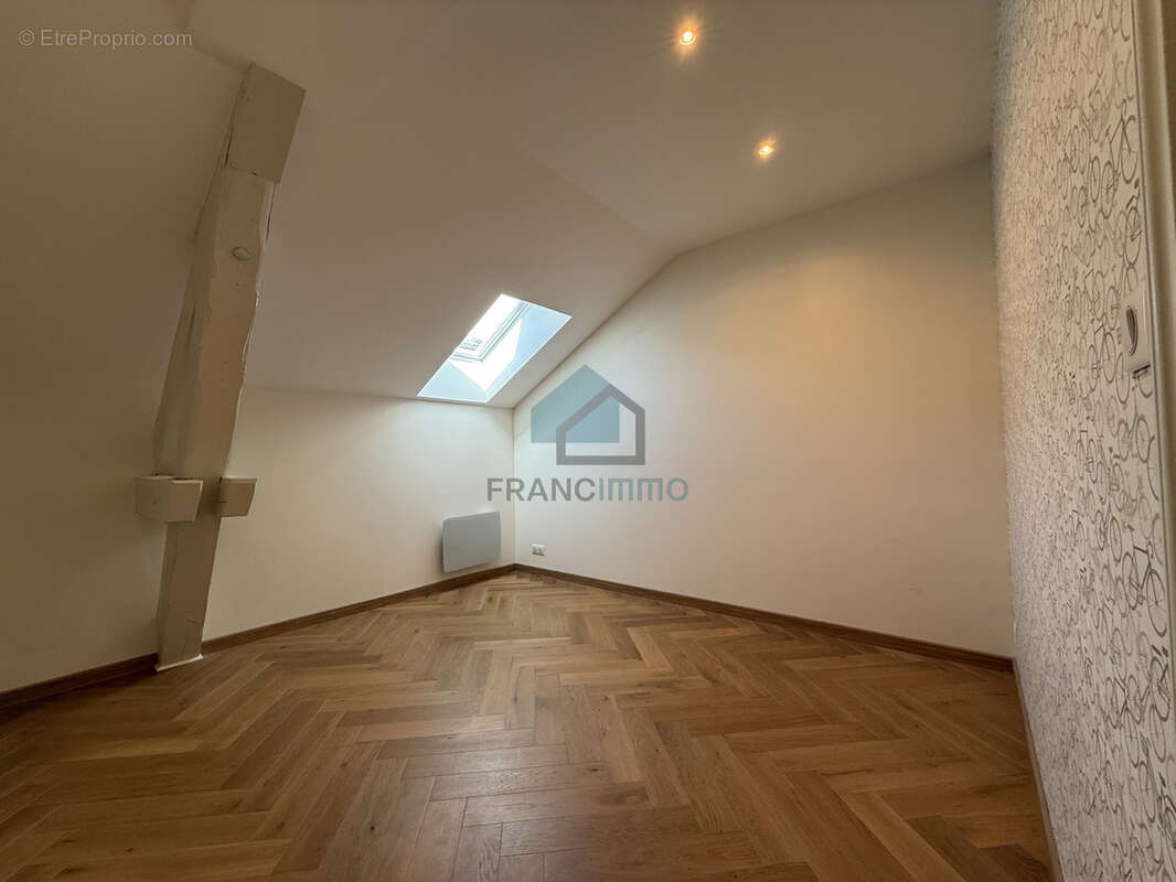 Appartement à MAICHE