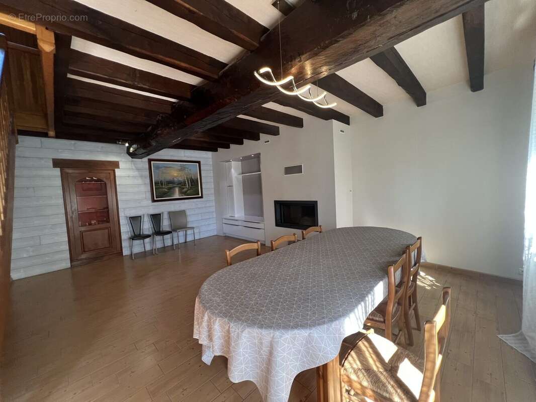 Maison à CARO