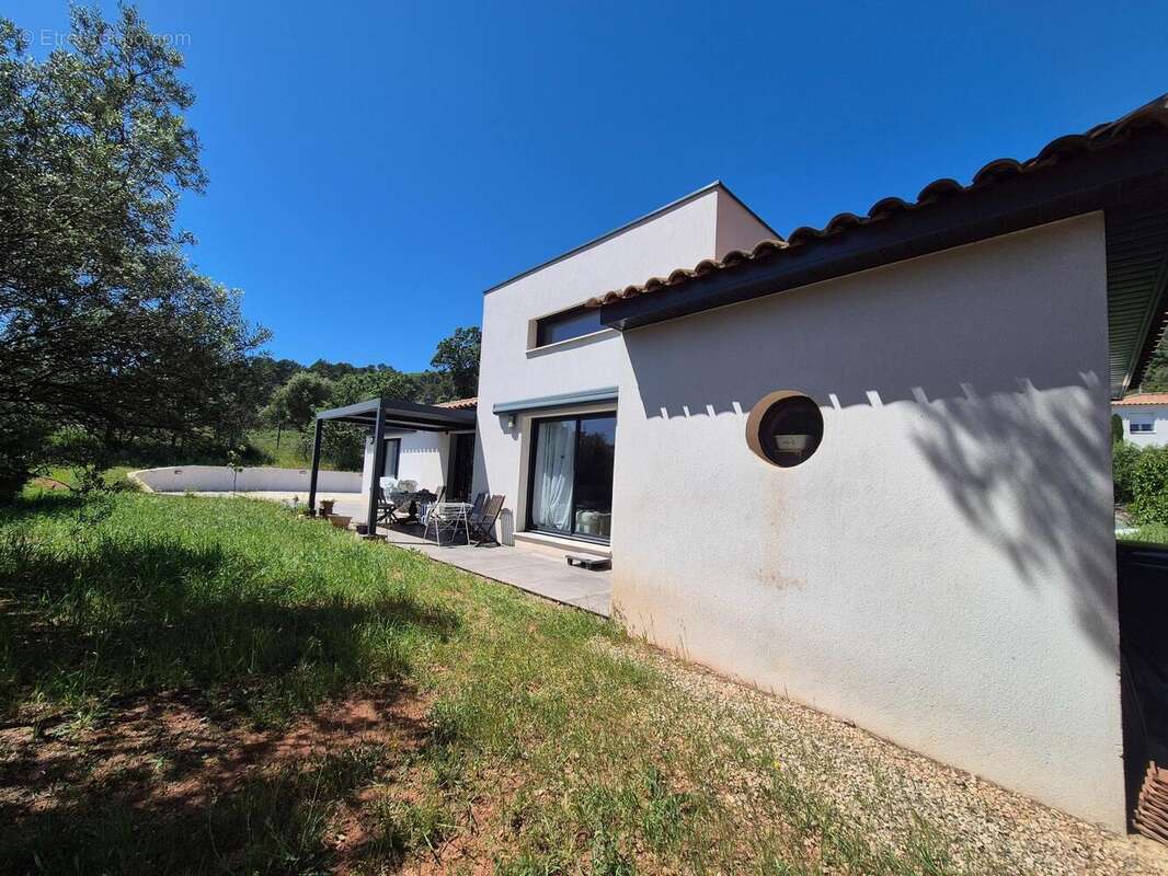 Photo 2 - Maison à LE LUC