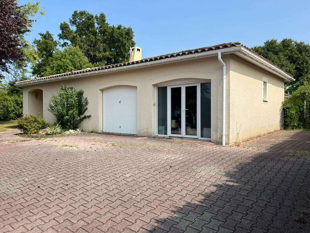 Maison à SADIRAC