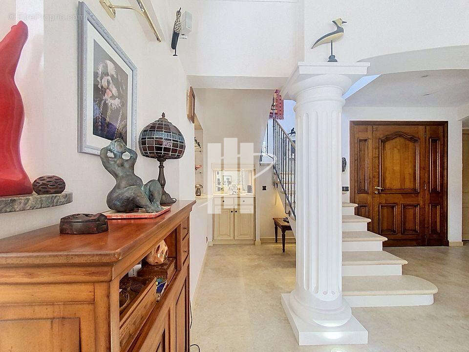 Maison à FREJUS