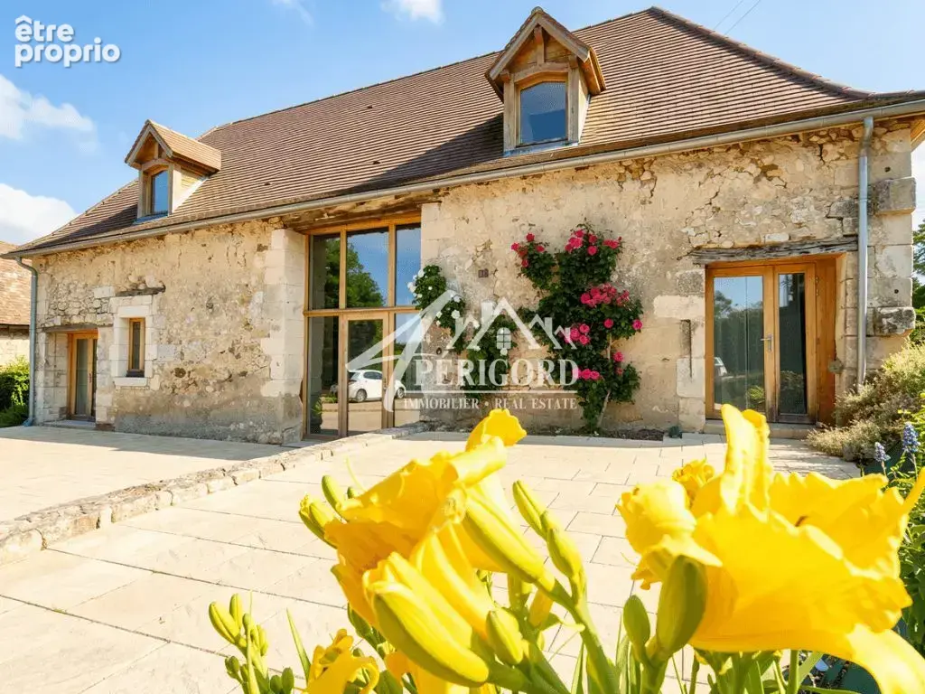 Maison 9 pièces 280 m² à vendre à Bergerac (24100) - photo 1
