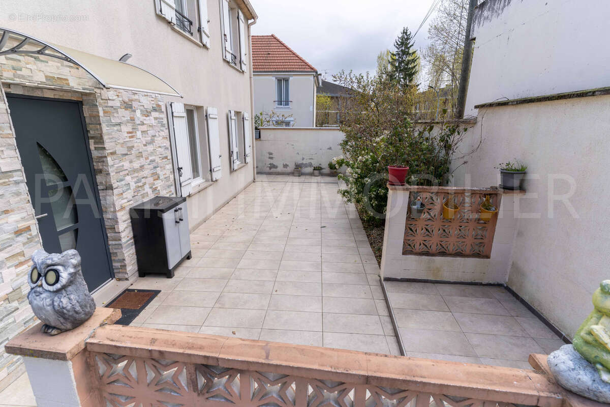 Maison à FRANCONVILLE