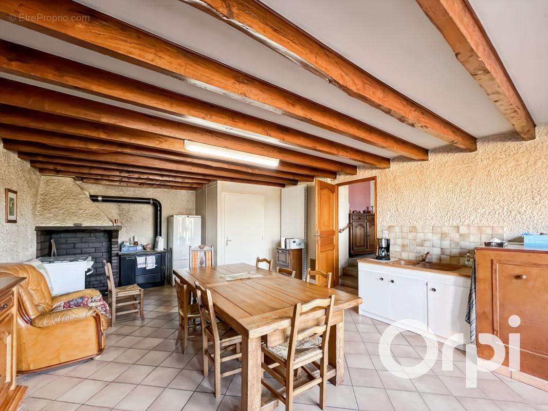 Maison à UPIE