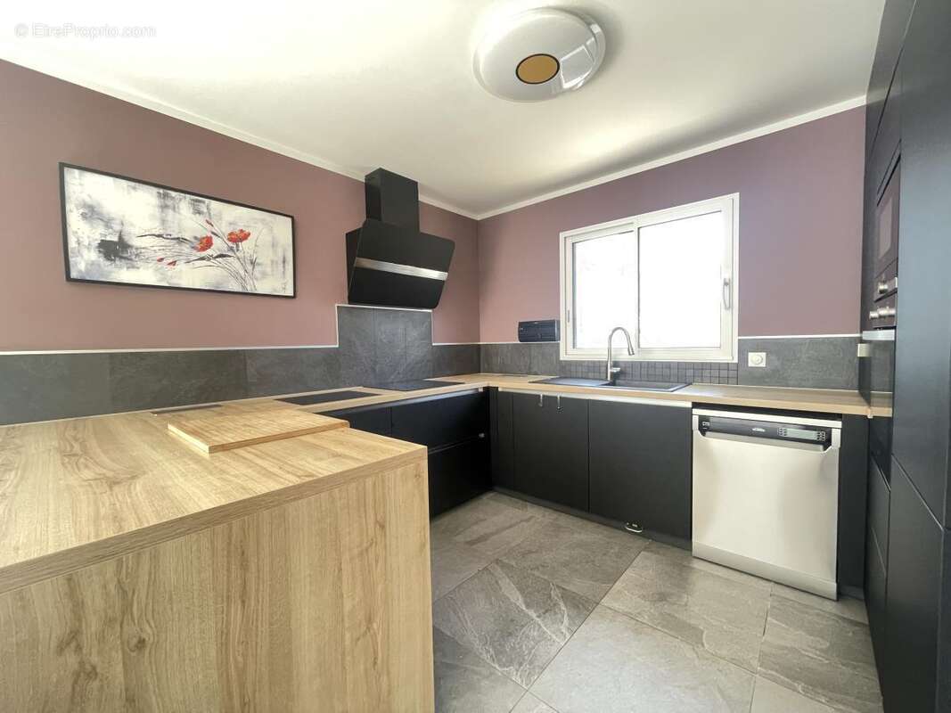 Maison 71 m² à Peret  - photo 5