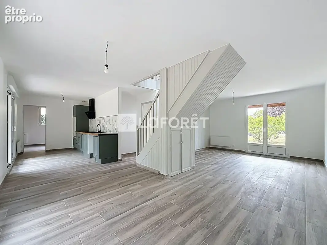Maison Nandy 6 pièce(s) 135 m2 - photo 3