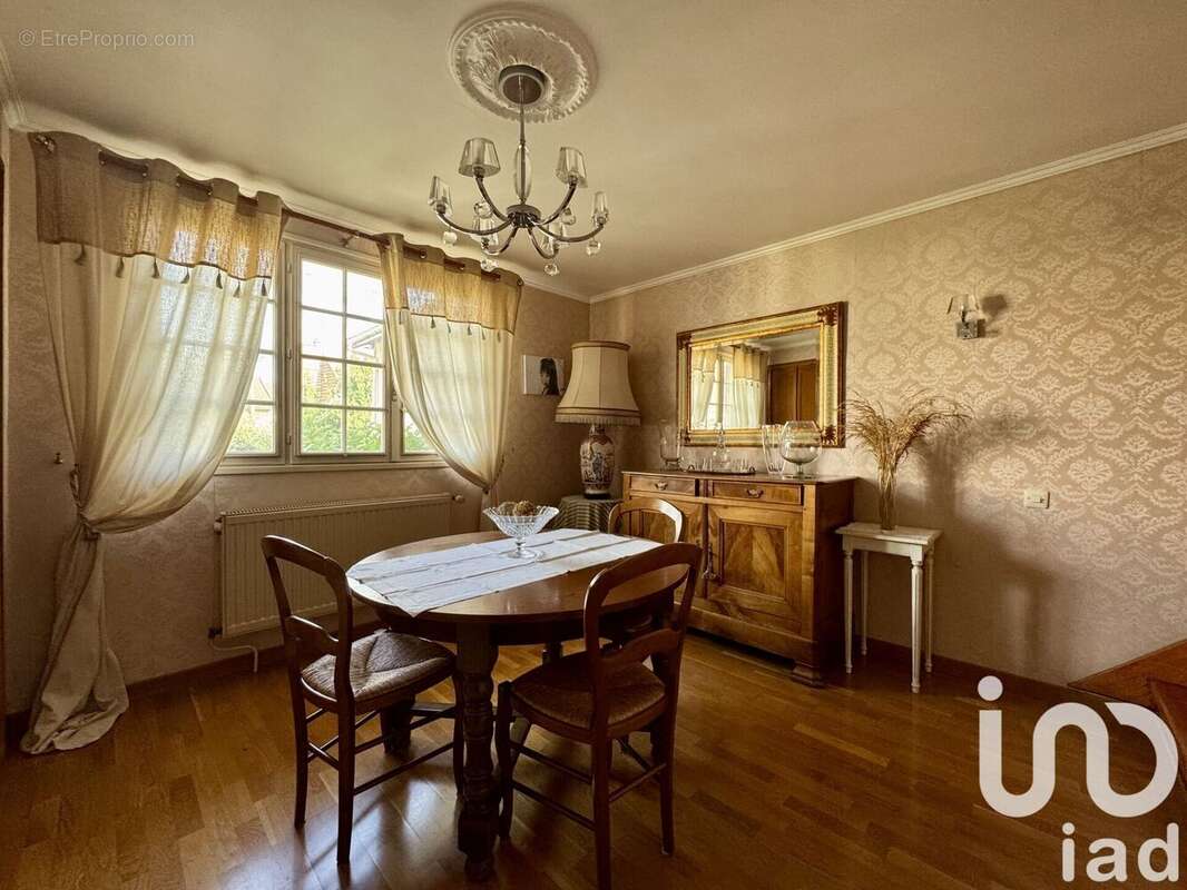 Photo 8 - Maison à MONTFERMEIL