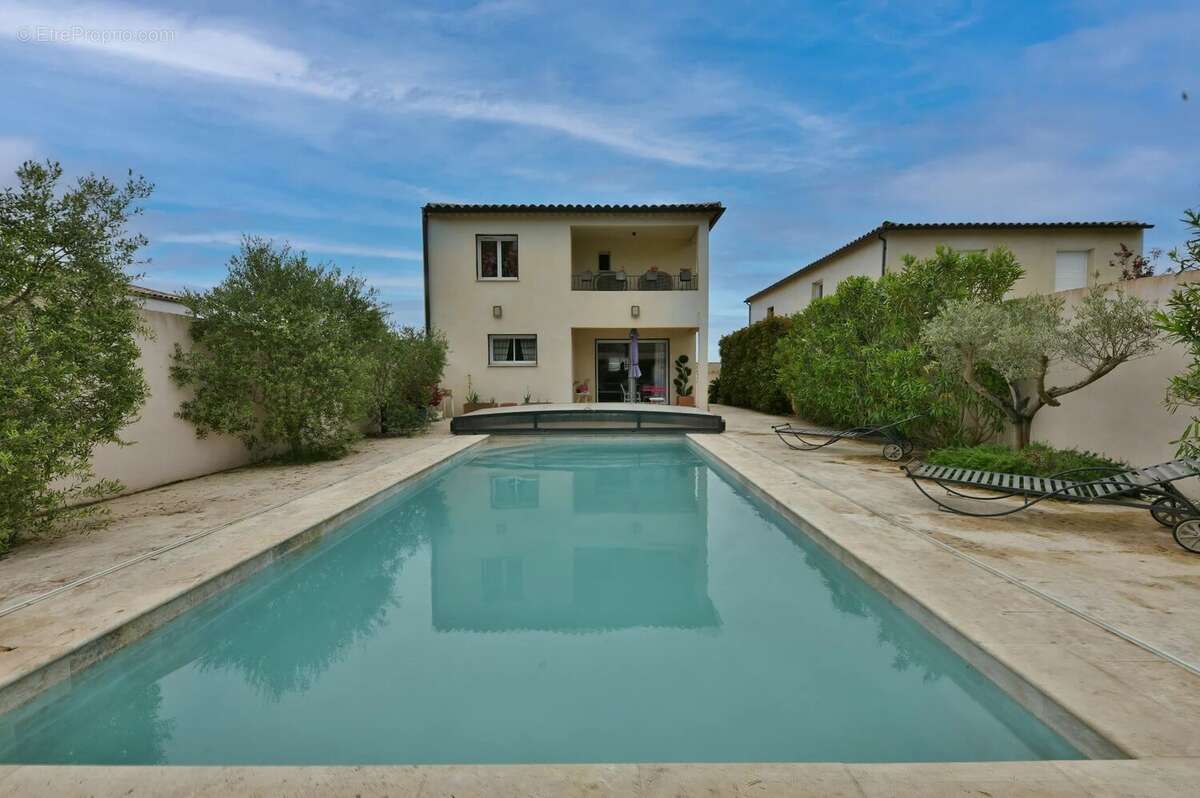 Maison à UZES