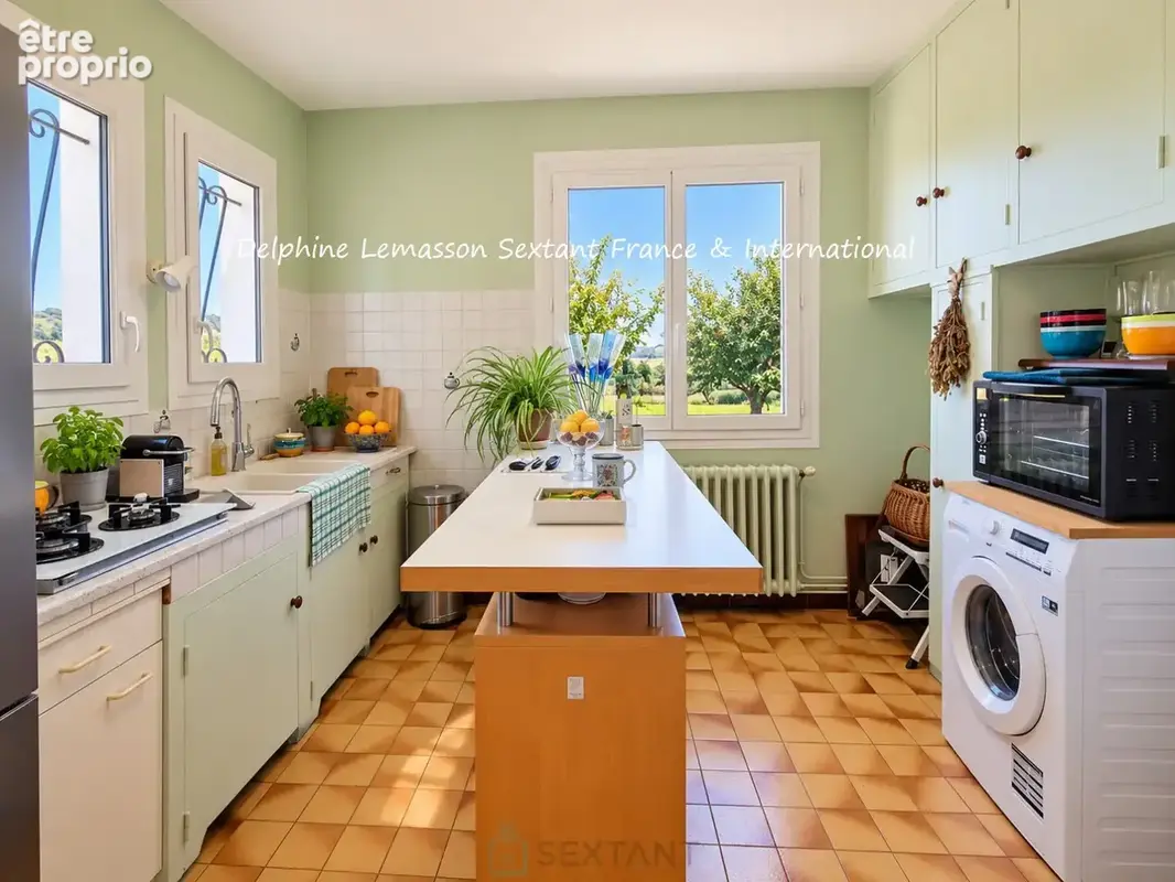 Maison de plain-pied avec Vue panoramique, jardin paysager et Atelier independant - photo 13