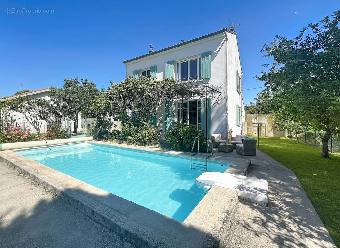 Maison à PIOLENC
