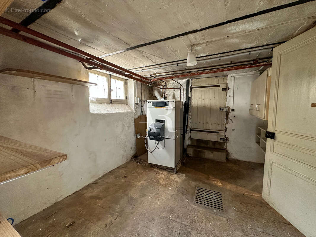 Maison à SAINT-MAUR-DES-FOSSES