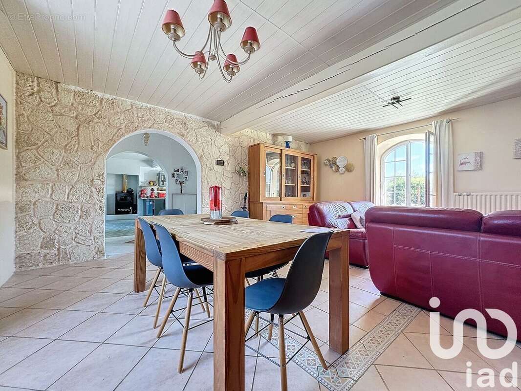 Photo 9 - Maison à ROUMAZIERES-LOUBERT