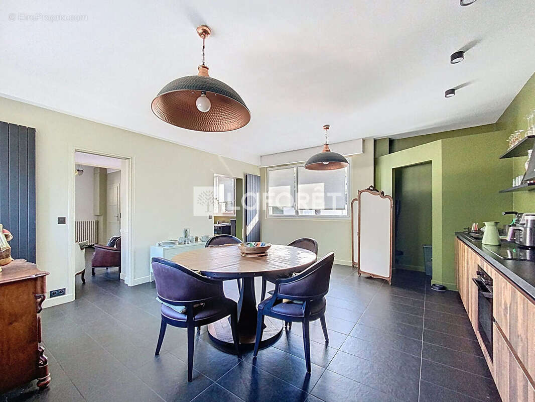 Maison à VERNEUIL-SUR-SEINE