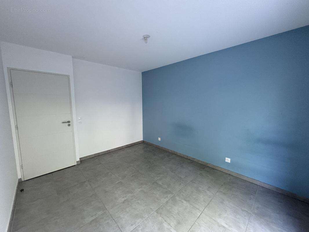 Appartement à MARSEILLE-9E