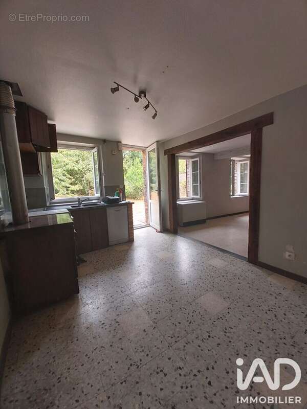 Maison 44 m² à Bransles  - photo 2