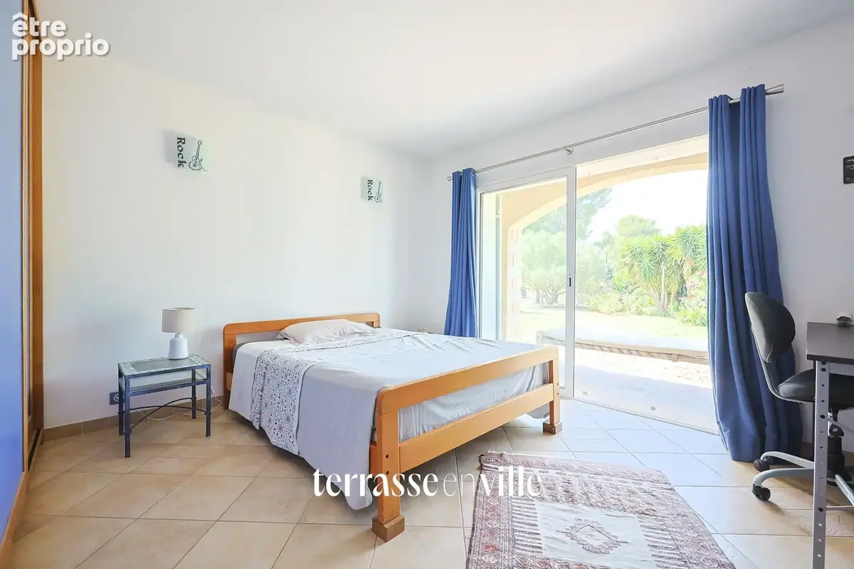 La ciotat - villa de caractere t6 - 270m2 - terrasse - parcelle 6000m2 - 1655000€ - photo 25