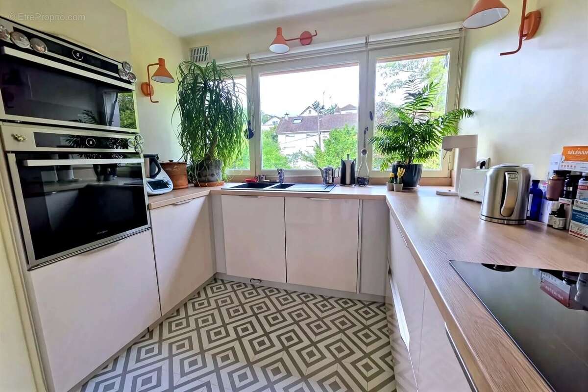 Appartement à BOUGIVAL