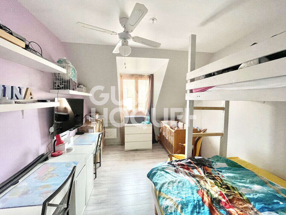 Maison à CORBEIL-ESSONNES