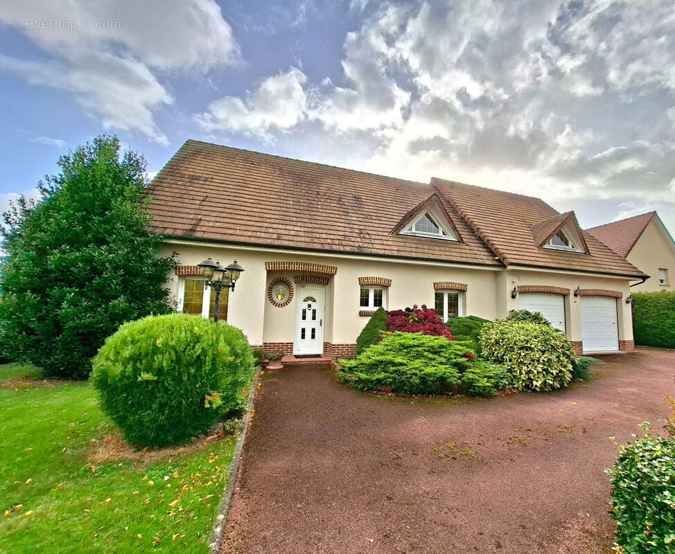 Maison à SAINT-NICOLAS-D'ALIERMONT