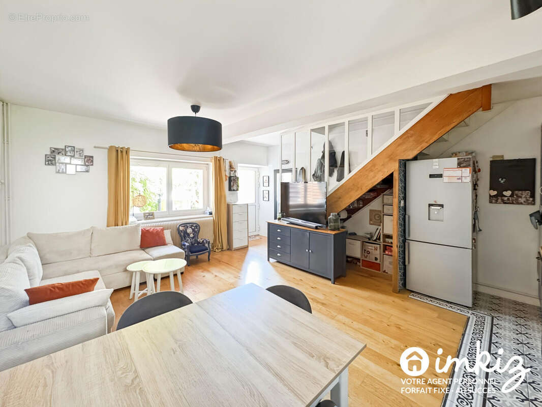 Triplex 83 m² au sol avec jardin et 2 parkings - photo 2