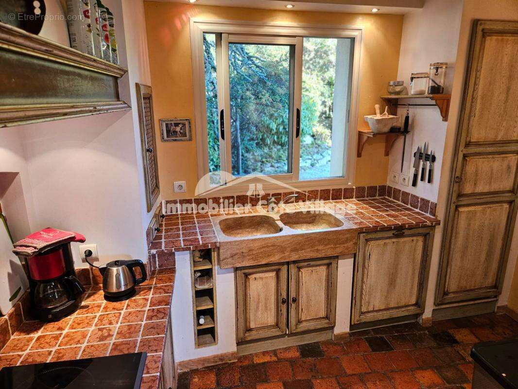 Maison à BERRE-LES-ALPES