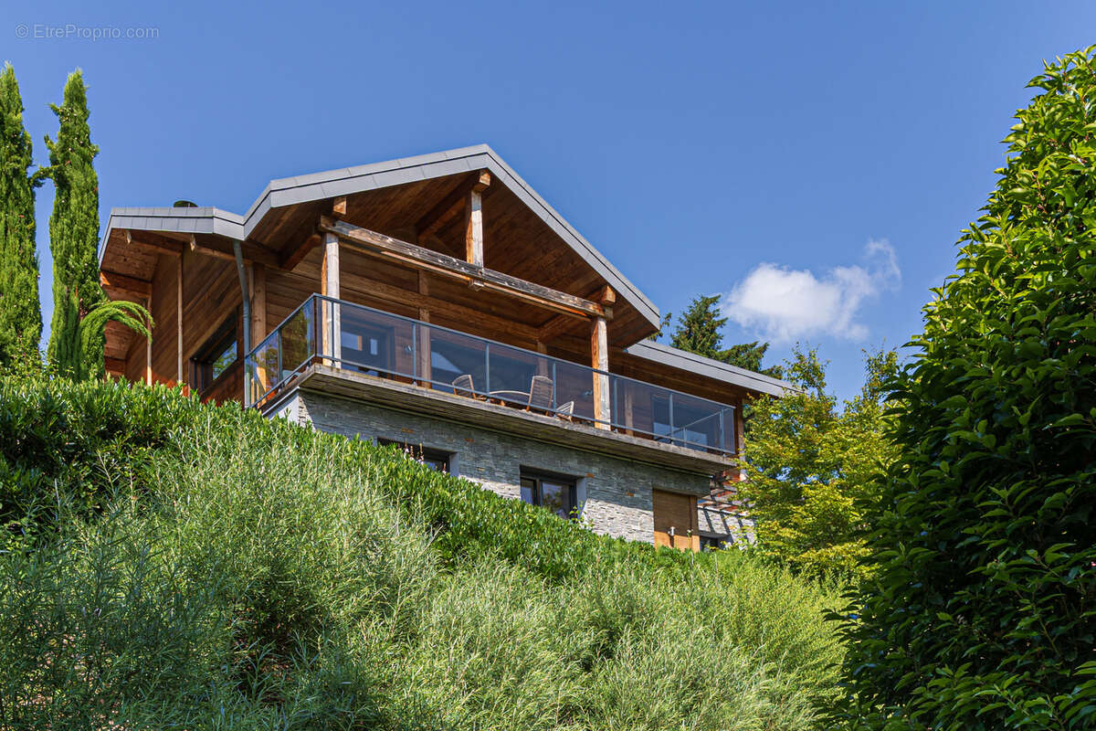 Maison à SAINT-JORIOZ