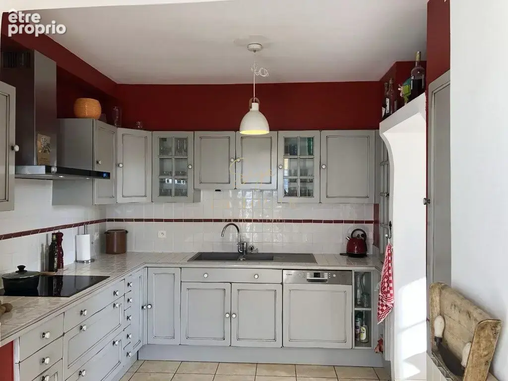 Le castellet 170 m2 6 pieces - photo 23