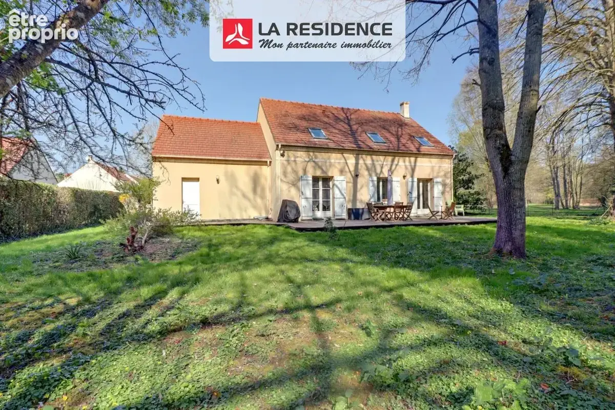 Maison à MAULE