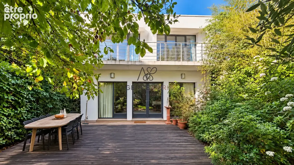 Photo Maison à Chatou au prix de 795 000€