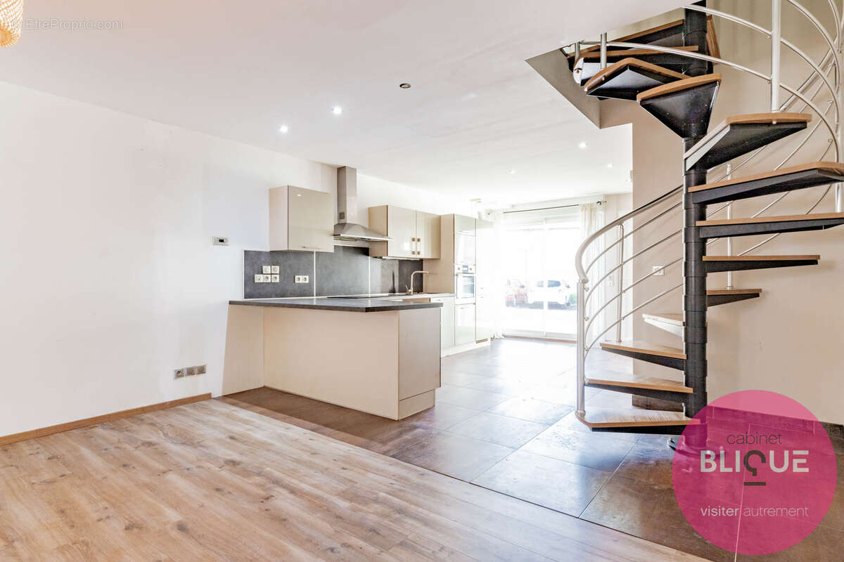 Appartement à JARVILLE-LA-MALGRANGE