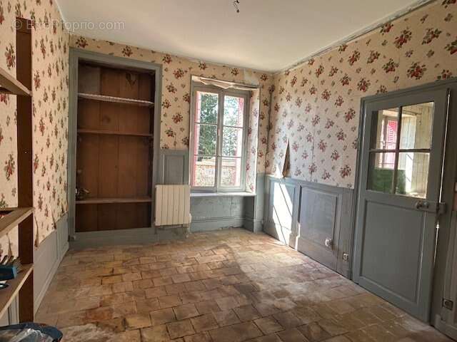 Maison à BEAUMONT-LES-AUTELS