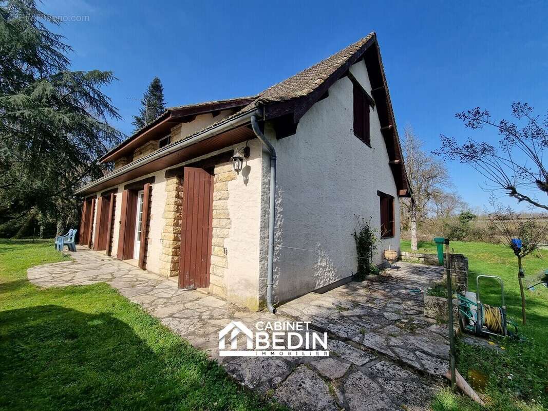 Maison 97 m² à Saint-Denis-De-Pile  - photo 6