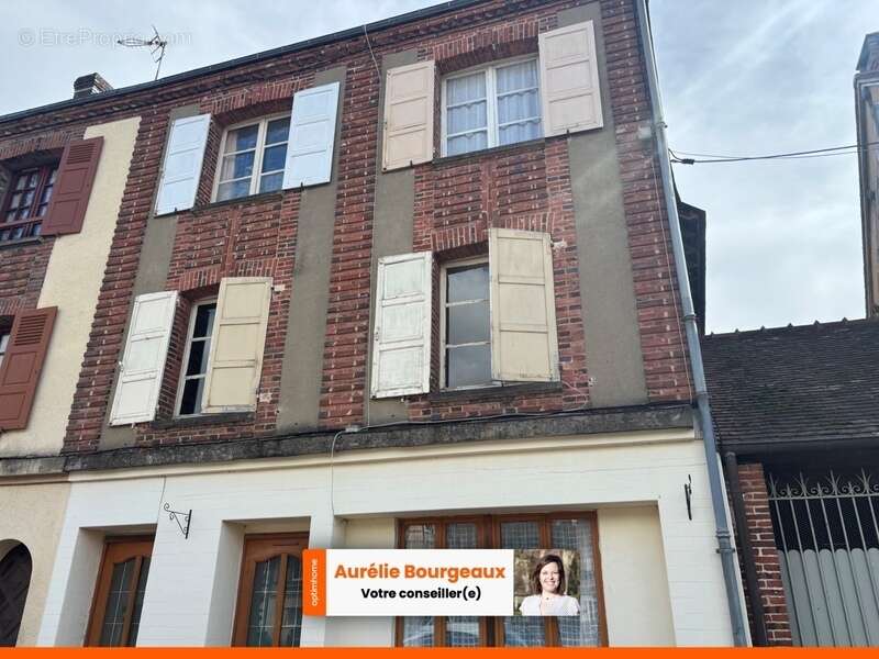 Appartement à LA FERRIERE-SUR-RISLE