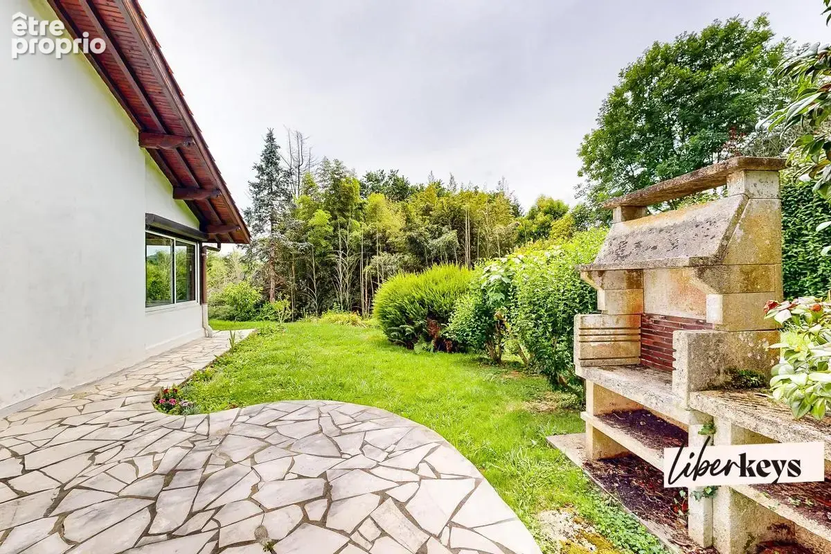 Maison T5 141 m² avec jardin et garage - photo 15