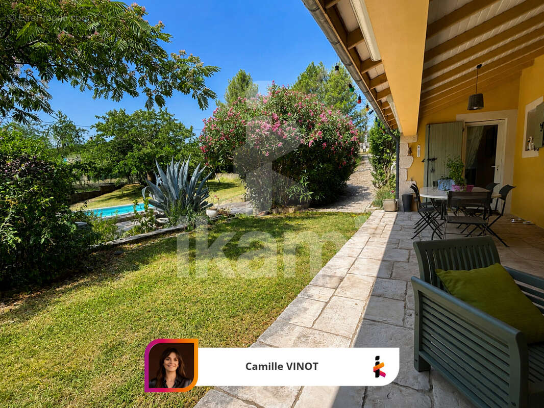 Magnifique propriété d'environ 2 100 m2 avec piscine et maison 7 pièces à Rompon - photo 23