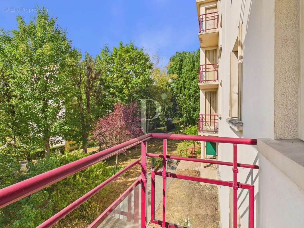 Appartement 4 pièces, dans résidence en cours de ravalement - photo 6