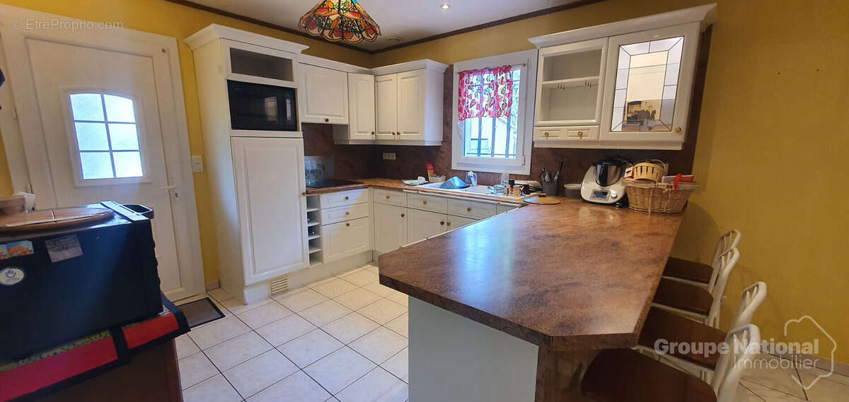 Maison à SAINT-MAXIMIN-LA-SAINTE-BAUME