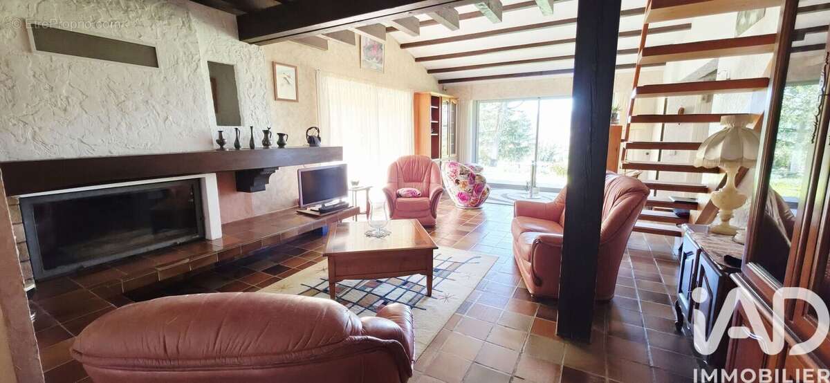 Photo 7 - Maison à LAVEYRON