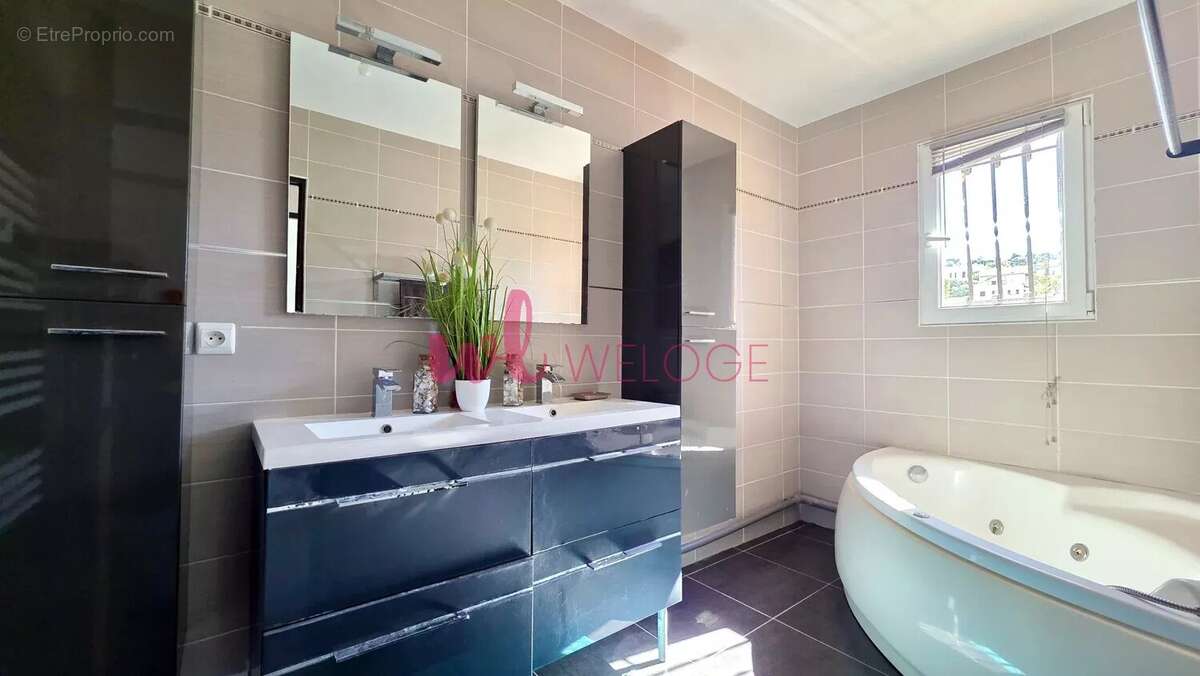 Maison à MARSEILLE-13E