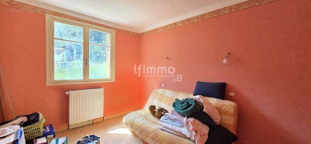 Maison à CAMPAGNE-SUR-AUDE